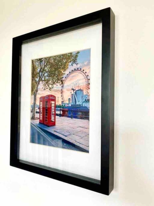 2 Bdr Flat With Canal View * Londres